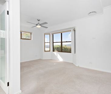 44A Thompson Road, Speers Point NSW 2284 - House For Rent | Domain - Photo 2