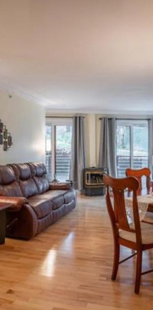 Grand 4 1/2 - Vue sur le fleuve et le Château Frontenac - 1225 pc - Photo 1