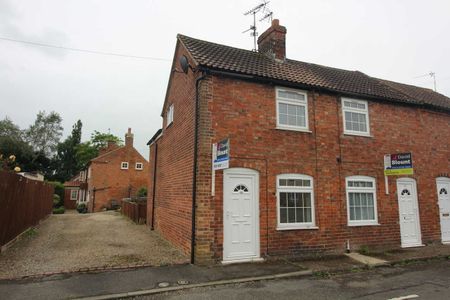 2 bed Cottage - Photo 5