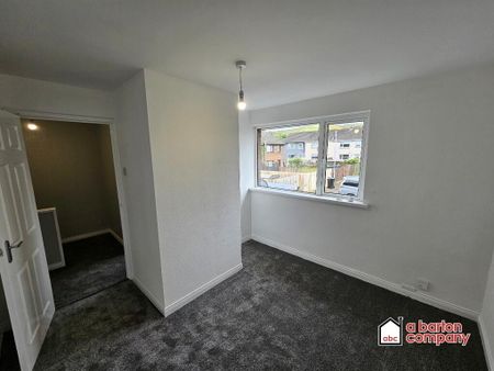 34 Fairview Road, Fairview, Newtownabbey, BT36 6QP - Photo 5