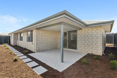 Practical, Spacious & Close to the Coast - Photo 4