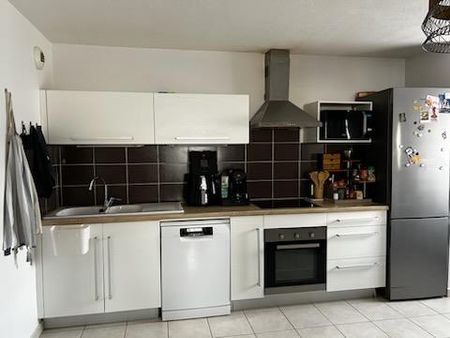 Location Appartement 3 pièces 65m² ALBI 81000 - Photo 4