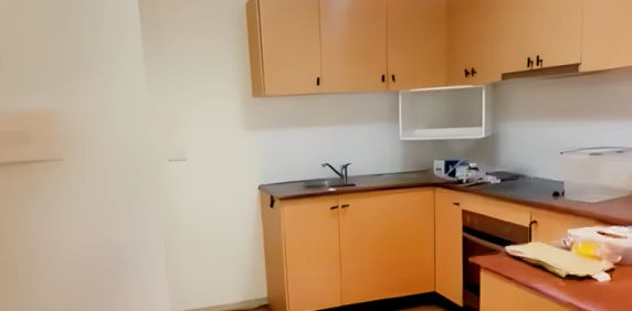 2 Bed 1 Bath - Photo 2