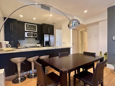 10 Rue Saint-Jacques, #905 - Photo 3