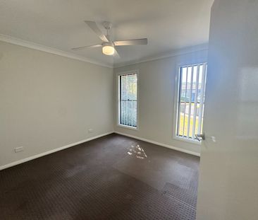 Family Living In Cameron Park - Photo 4