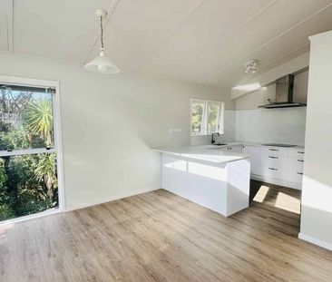 Great Family Home in Greenhithe - Photo 4