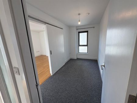 2 bed unfurnished – Henry Street, Merseyside - Photo 5