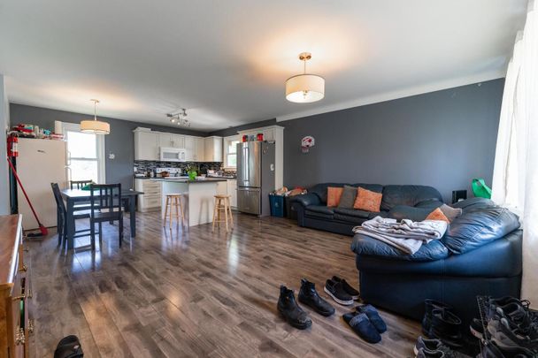 For Lease - 52 Broderick Avenue, Thorold, Ontario - Photo 1