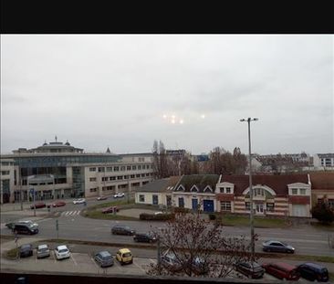 Kiadó átlagos állapotú panel lakás - Debrecen - Fotó 1