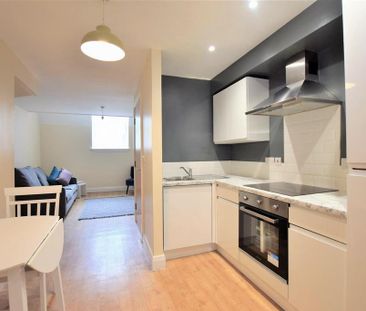 2 bedroom apartment to rent - Photo 6