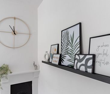 2 bedroom terraced house to rent - Photo 1