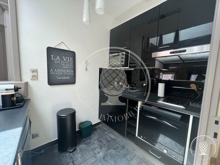 Location Appartement 2 pièces 47m² LA ROCHELLE 17000 - Photo 3