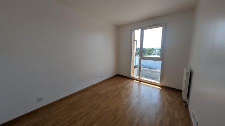 location Appartement T3 DE 59.56m² À CHATOU - Photo 3