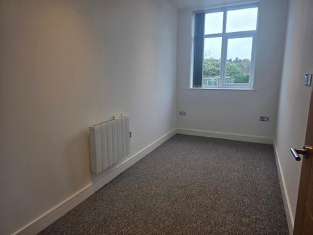 2 bedroom flat to rent - Photo 5