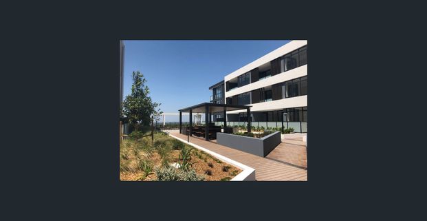 Luxuriously appointed apartments with every convenience at your door. - Photo 1