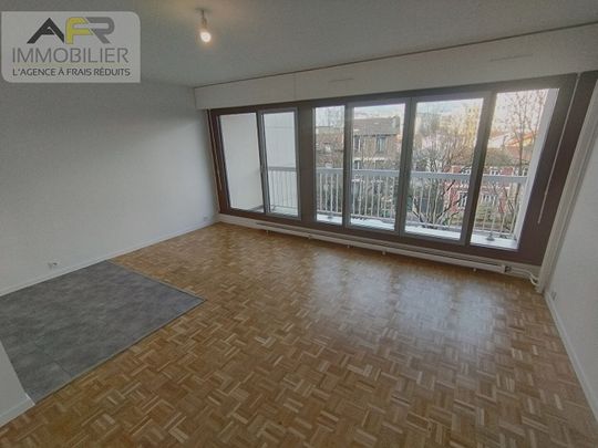 Appartement Paris 1 pièce(s) 33 m2, - Photo 1