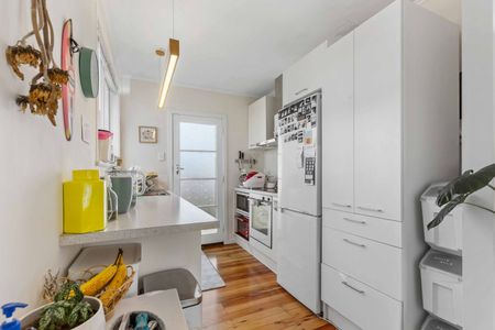 Easy Living - Photo 3