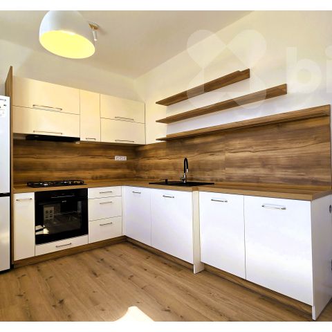 Pronájem bytu 1+kk a garsoniéry 28 m², Bezručova, Český Těšín - Фото 1