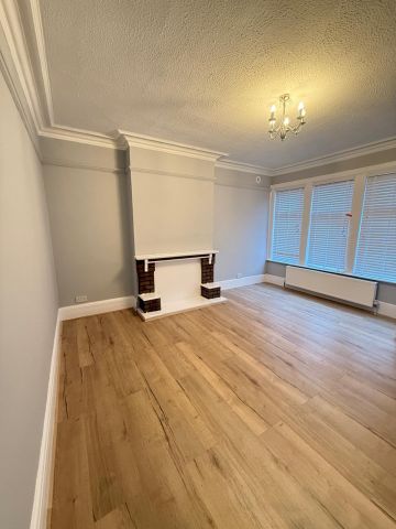 4 Bed Terraced House, Dale Road, LU1 - Photo 2