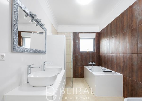 Moradia T4 em Setúbal