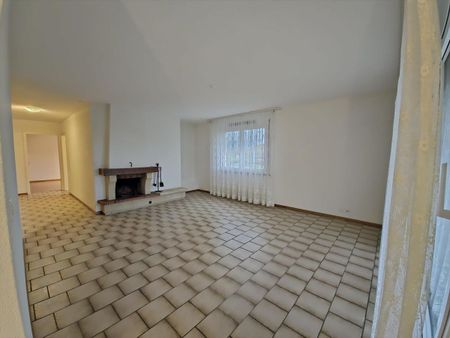 Apartment 4.5 rooms - Photo 2