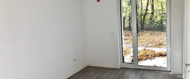 2- Zimmerwohnung mit Einbauküche - Photo 1