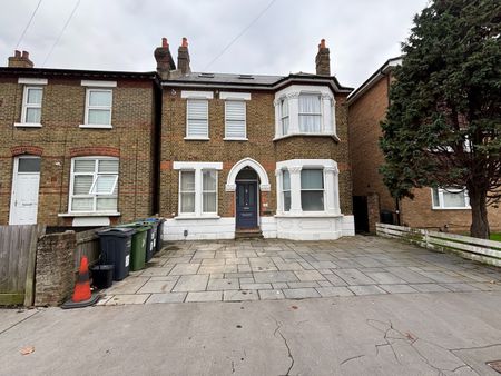 1 Bed Flat, Sandfield Road, CR7 - Photo 4