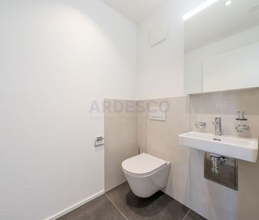 Elegance, comfort and superb condition combined! - Foto 4