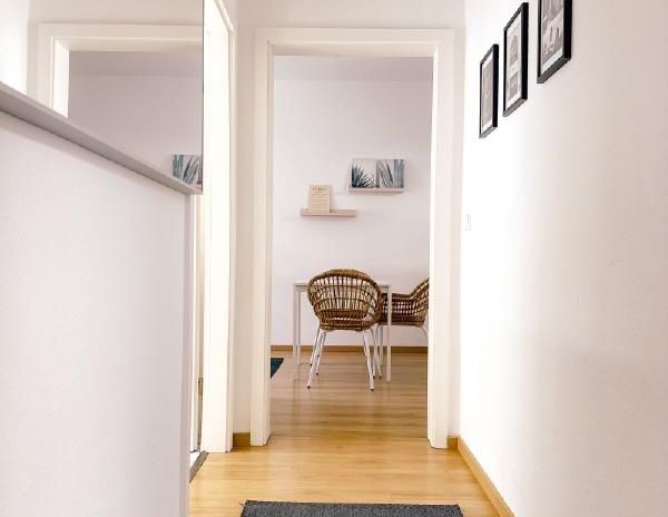 Zweiraumwohnung mit großer Terrasse im Zentrum - Photo 1