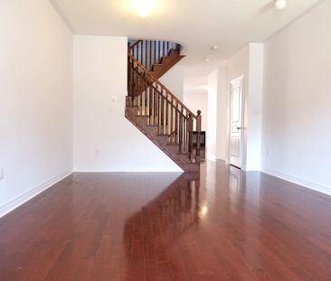 For Lease - 8 James Glover Drive, Markham, Ontario - Photo 5