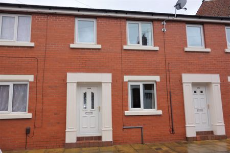 Emmanuel Street, Preston - Photo 5