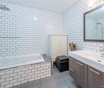 695 Rue Germaine-Guèvremont, H4N 3L1, Montréal - Photo 2