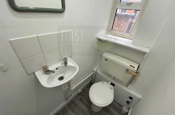 Welford Road, Clarendon Park, Leicester, LE2 - Photo 1