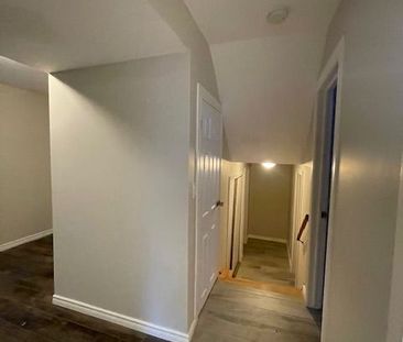 For Lease - 329 Thompson Road, London South, Ontario - Photo 6