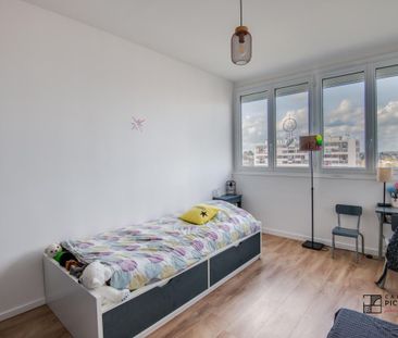 Location Appartement 5 pièces Meublé 86m² ORVAULT 44700 - Photo 5