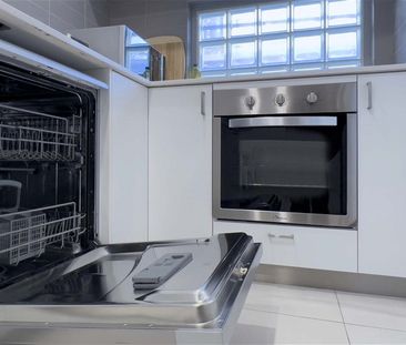 $770/w furnished Modern 2b Unit in Cloverdale - Photo 6