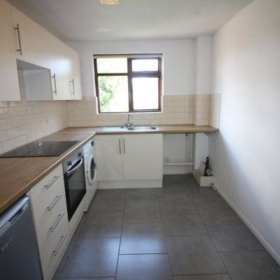 Buckland Lodge, Leamington Spa, CV32 - Photo 1