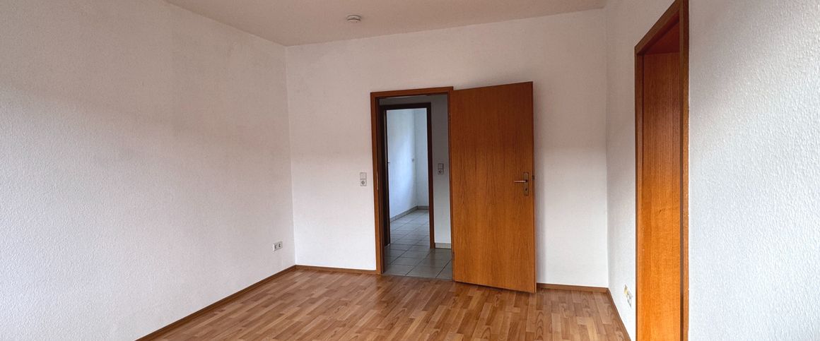 *** Perfekt für Singles | Top - 2 Raumwohnung | saniertes Bad | Erdgeschoss *** - Foto 1