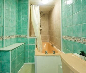 223 HYDE PARK ROAD Leeds - LS6 1AH - Photo 5