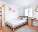 2 bed Apartment - To Let - Photo 5