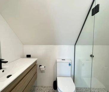 Contemporary Modern Studio + Study + WATER & ELECTRICIINCLUDEDTY - Photo 6