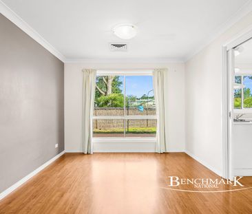 Postcard-Perfect Family Home in a Peaceful Cul-de-Sac - Photo 3