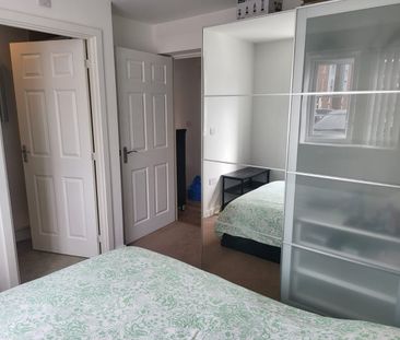 2 Bed Flat, Hammond House, CV6 - Photo 2