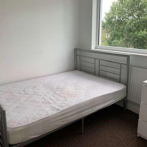 Sir Henry Parkes Road, Coventry Available Sept, CV4 - Photo 1