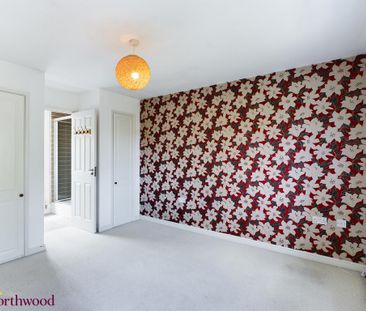 4 bedroom link detached house to rent - Photo 6