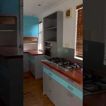 Charming Remuera Home with Garden & Park Outlook - Photo 1