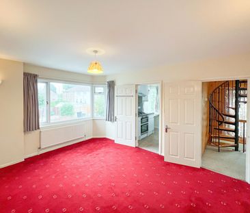 2 Bed Maisonette, Braemar Crescent, BS7 - Photo 2