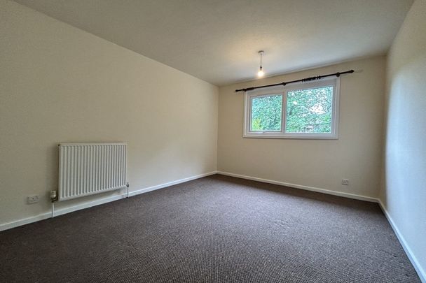 Davison Close - Photo 1