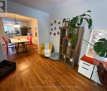 104 BLACKBURN AVENUE - Photo 1