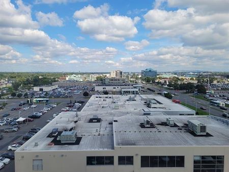 353 Boul. Brunswick - Photo 2